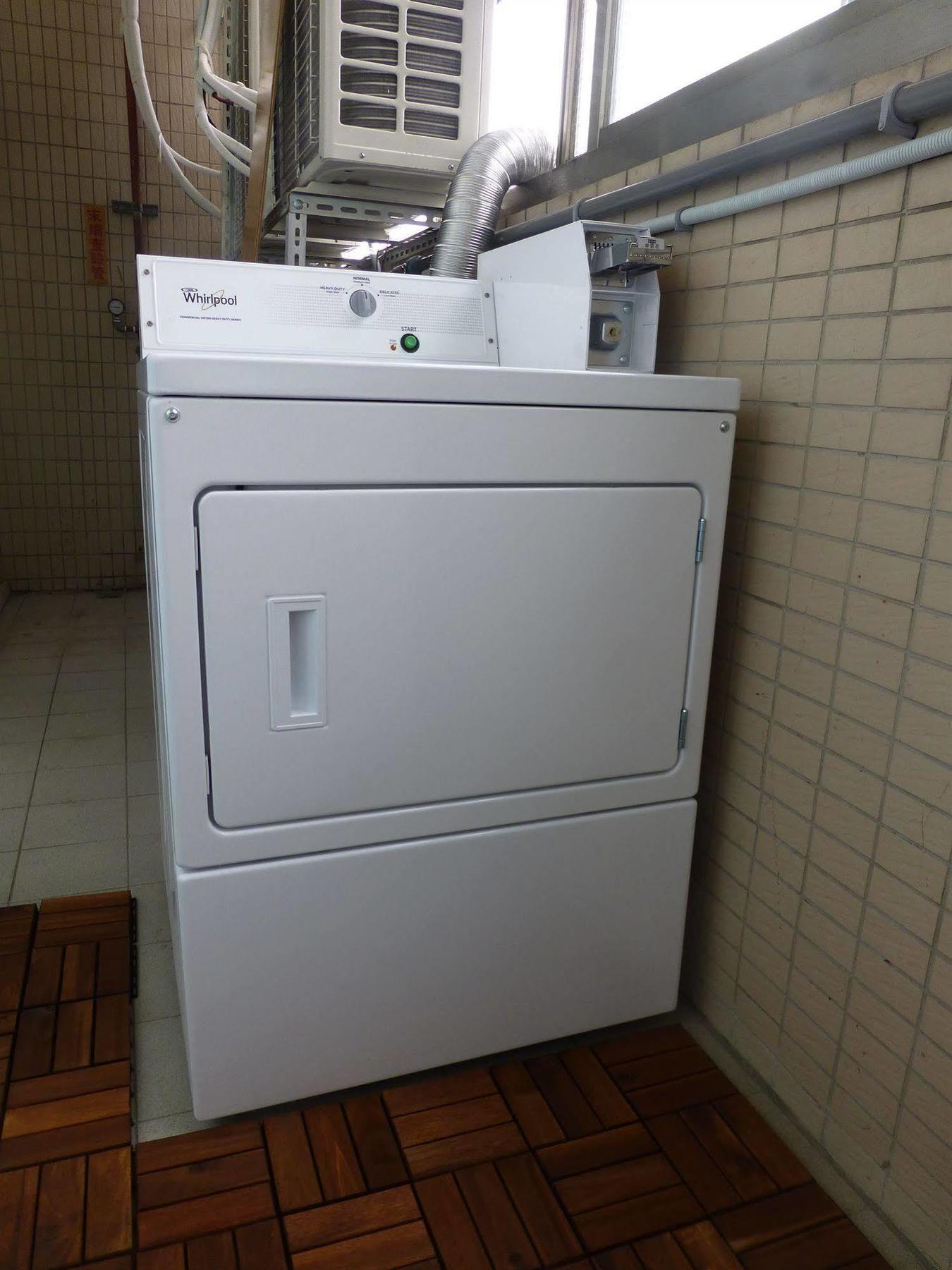 Easymind Guesthouse Taipei Main Station Екстериор снимка